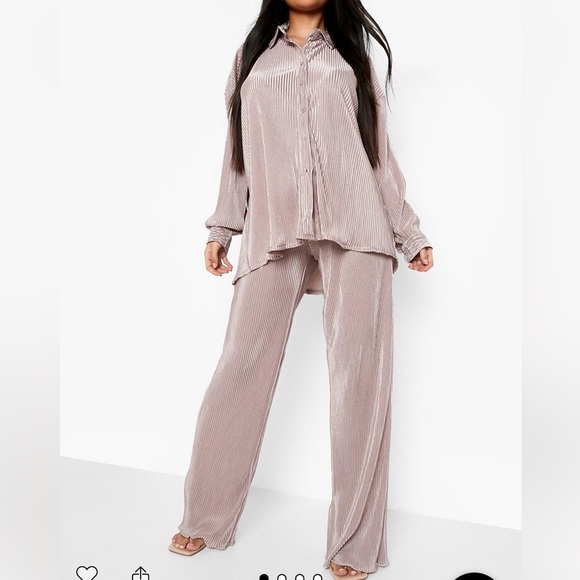 Plisse 2pc set - Picture 2 of 6